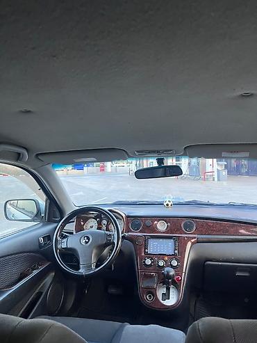 misin: Mitsubishi Airtrek (RHD) – şəhər və uzun yol üçün komfortlu krossover — 1