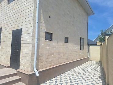 Продажа коттеджей и домов: Просторный двухэтажный дом с благоустроенным двором и садом — 4