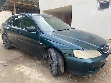 мото хонда: Honda Accord: 2001 г., Механика, Бензин, Хэтчбэк — 9