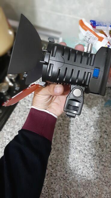 İşıqlandırma: 6 Lapaliq LED isig Işlenmiş.Hec bir problemi yoxdu islek Vəziyyətdədir