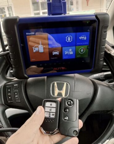 Ключи: Ключ Toyota Новый, Оригинал at lalafo.kg — 2 Ключи: Ключ Toyota Новый, Оригинал — 2