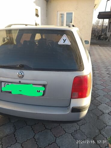 машина passat: Volkswagen Passat: 2000 г., 1.8 л, Механика, Бензин, Универсал