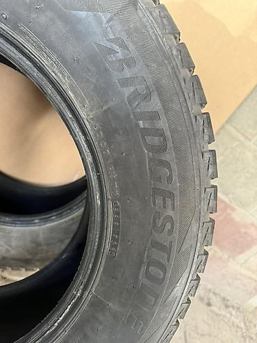 crv 2: Bridgestone Blizzak DM-V2 — комплект зимних шин без шипов для — 1