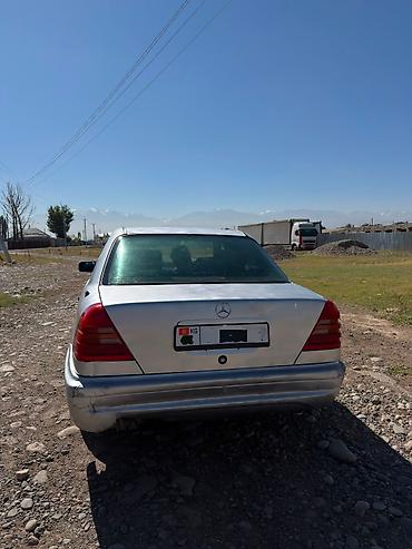решетка g30: Mercedes-Benz C-Class: 1994 г., 2 л, Автомат, Бензин, Седан — 4