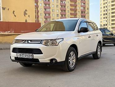 Mitsubishi: Mitsubishi Outlander – ağ rəngli, şəhər və uzun yol üçün rahat və — 14