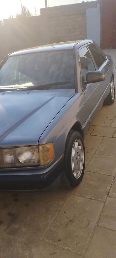 mercedes 170 b: Mercedes-Benz 190: 1.8 l | 1990 il Sedan — 8