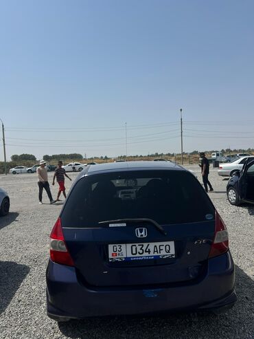 авто в рассрочку без банка рядом джал бишкек: Honda Fit: 2002 г., 1.3 л, Вариатор, Бензин, Универсал