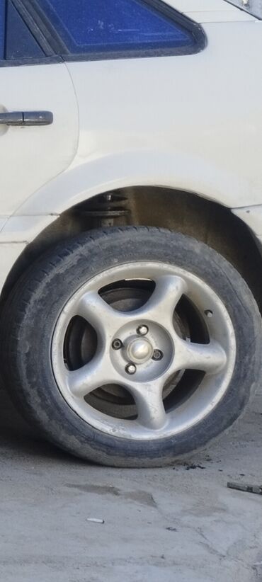 Диски: Литые Диски R 15 Volkswagen, Комплект, отверстий - 4