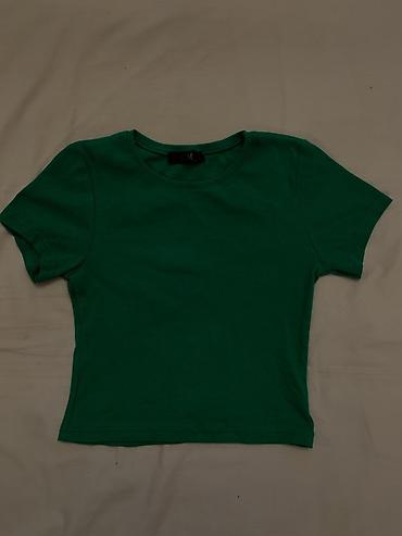 15 sadə: Qadın qısaqol basic t-shirtlər – 3 rəng seti 3 ü birlikdə 15 azn tək — 3