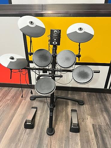 magic beat: Электронная ударная установка Roland Комплектация и особенности: - — 1