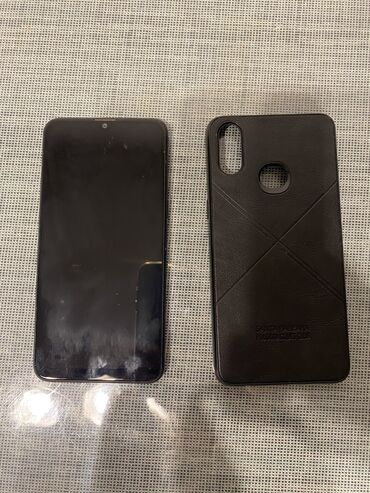 телефон флай 529: Samsung A10s, Б/у, 32 ГБ, цвет - Черный, 2 SIM