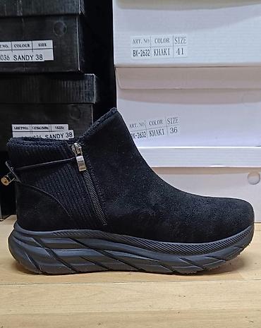tommy hilfiger zenska obuca: 🍂 Ugg Nov Model🍂
🍂Dostupni brojevi 36-41
🍂Cena 3500 din — 9