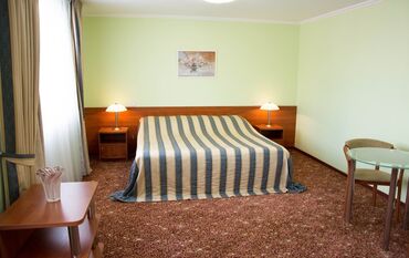 Отели и хостелы: Гостиница посуточно. Бишкек, район Политех, ул. Водопроводная