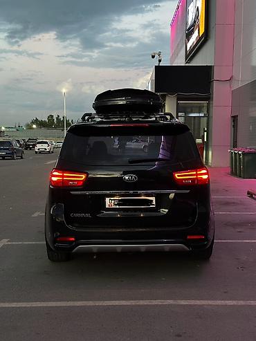 Kia: Kia Carnival: 2019 г., Минивэн — 6