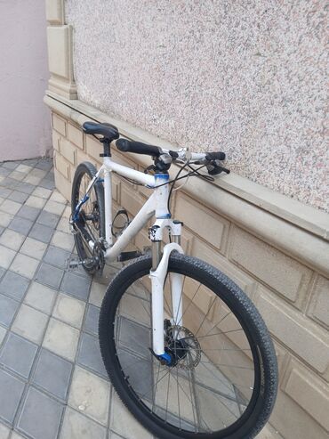 Şəhər velosipedləri: İşlənmiş Şəhər velosipedi Cube, 26", sürətlərin sayı: 30, Ünvandan götürmə -da lalafo.az — 2 Şəhər velosipedləri: İşlənmiş Şəhər velosipedi Cube, 26", sürətlərin sayı: 30, Ünvandan götürmə — 2