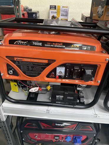 Генераторы: Бензиновый генератор Kumo KGFE7500ES Основные характеристики: - — 30