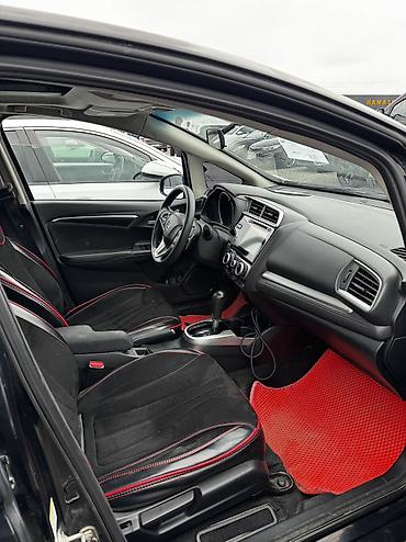 Транспорт: Honda Fit: 2014 г., 1.5 л, Автомат, Бензин, Хэтчбэк — 6