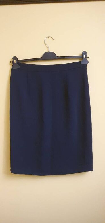 Suknje: Suknje M veličine za zimu i ostale sezone. 1 kom - 500din 2 kom - na lalafo.rs — 5 Suknje: Suknje M veličine za zimu i ostale sezone. 1 kom - 500din 2 kom - — 5