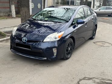 тайота фил: Toyota Prius: 2014 г., 1.8 л, Автомат, Гибрид, Универсал