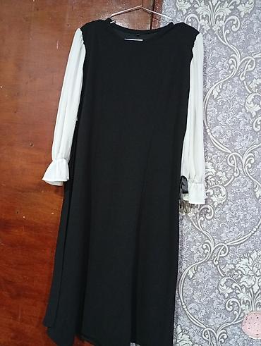 Ziyafət donları: Qara rəngdə uzun ziyafət paltarı - Model: uzun, düz siluetli, yerlərə — 4