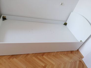 krevet na naduvavanje cena: Krevet i dušek poklon
94x194
kao nov