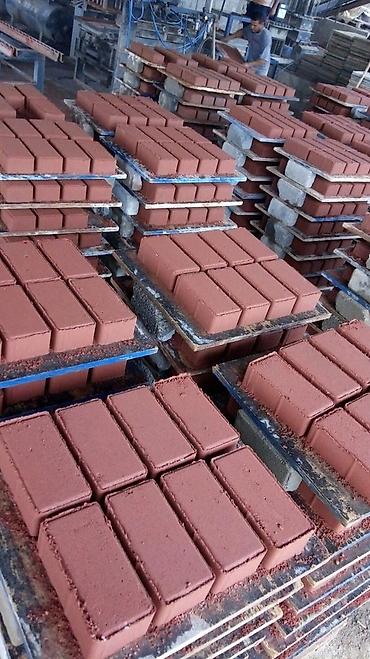 Дорожные бордюры: Бардюр дорожный Бардюр тротуарная Бардюр прессованный Прочные — 8