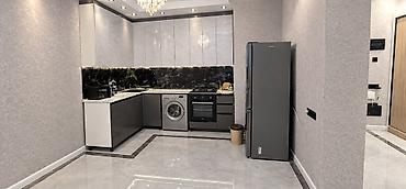 razinde ucuz evler: Ağ Şəhərdə 2 otaqlı mənzil kirayə verilir Sahə: 75 m² Mərtəbə: 8-ci — 3