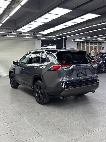 расширители арок: Toyota RAV4: 2021 г., 2.5 л, Автомат, Гибрид, Кроссовер — 5