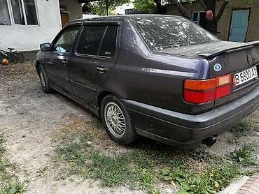 vw vento: Volkswagen Vento: 1993 г., Механика, Бензин, Седан — 4