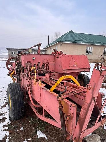 Тюковые пресс-подборщики: Тюковый пресс-подборщик для соломы/сена, прицепной, привод от ВОМ — 1