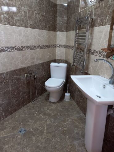 Uzunmüddətli kirayə evlər: 300 kv. m, 5 otaqlı, İnternet, İşıq, Kombi -da lalafo.az — 6 Uzunmüddətli kirayə evlər: 300 kv. m, 5 otaqlı, İnternet, İşıq, Kombi — 6