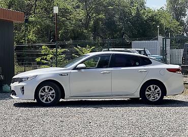 corolla 2016: Kia Optima: 2018 г., Седан — 3