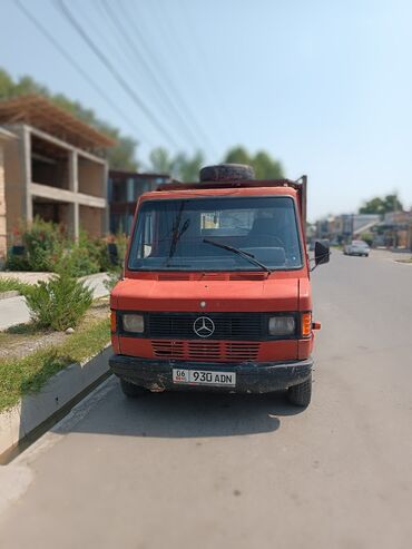 Грузовики: Грузовик, Mercedes-Benz, Стандарт, 3 т, Б/у