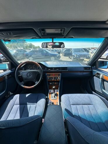 мерс124 ош: Mercedes-Benz W124: 1993 г., 2.8 л, Автомат, Бензин, Седан