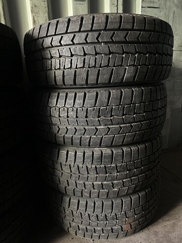 Шины: Шины 215 / 45 / R 17, Зима, Б/у, Комплект, Легковые, Япония, Dunlop