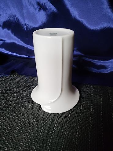 Vaze i saksije: Vaza nova 1950g+,rucni rad KPM porcelan Bavaria. Nova nemacka — 10