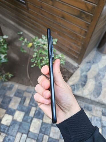 Infinix: Infinix HOT 50 Pro+, 256 GB, rəng - Qara, Simsiz şarj — 3