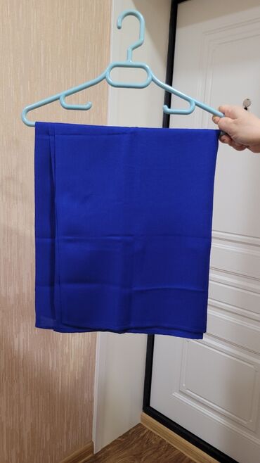 Baş geyimləri: Şarf 5 man
təzədi
şəkli sola cevirin — 8