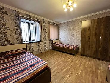 Günlük kirayə mənzillər: 3 otaqlı — 13