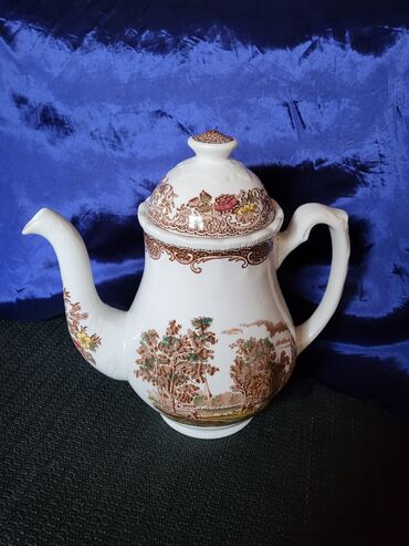 Čajnici: Bokal engleski Royal Rudor Ware iz 70ih. Bokal rucno graviran pa na lalafo.rs — 2 Čajnici: Bokal engleski Royal Rudor Ware iz 70ih. Bokal rucno graviran pa — 2