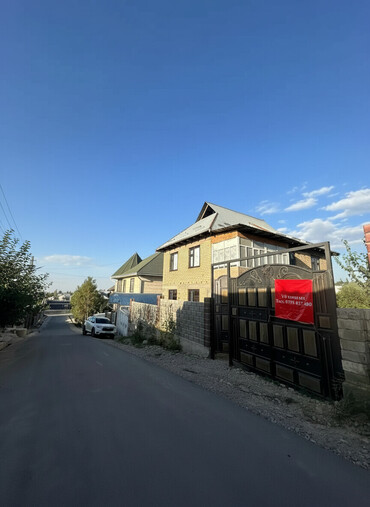Продажа домов: Дом, 200 м², 6 комнат, Собственник, Евроремонт at lalafo.kg — 3 Продажа домов: Дом, 200 м², 6 комнат, Собственник, Евроремонт — 3