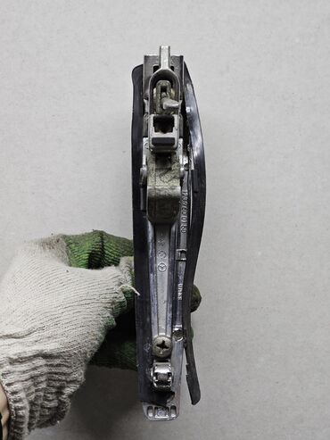 Дверные ручки: Передняя левая дверная ручка Дверная ручка Mercedes-Benz Б/у, Оригинал — 10