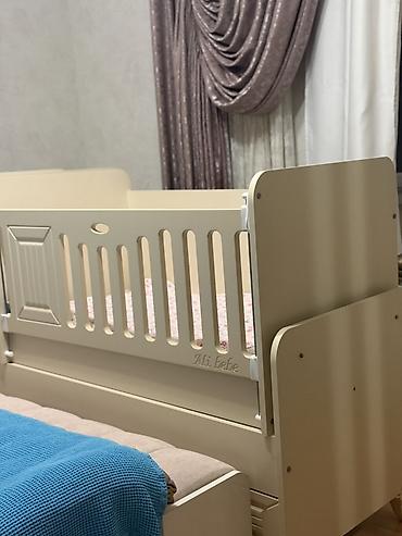 ali bebe mobilya: Oğlan və qız üçün, Yeni, Beşik — 2