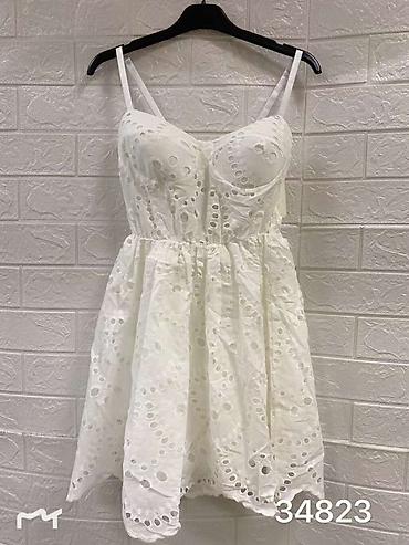boho bluze: Belo letnje mini haljina na bretele
2400din
S M L — 3
