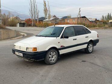 машина субари: Volkswagen Passat: 1991 г., 1.8 л, Механика, Бензин, Универсал