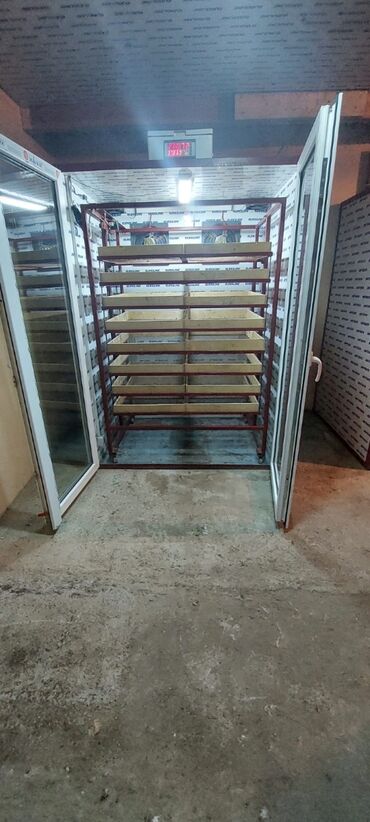 İnkubatorlar: Az islenib. İşimlə əlaqədar məşğul olmadığım üçün satıram. Tam — 4