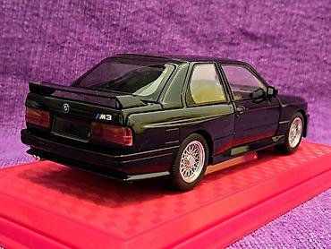 Figurice i makete: BMW M3 E30 "Kocka" 1:24 BLACK NOVO! Model BMW serije 3 na lalafo.rs — 6 Figurice i makete: BMW M3 E30 "Kocka" 1:24 BLACK NOVO! Model BMW serije 3 — 6