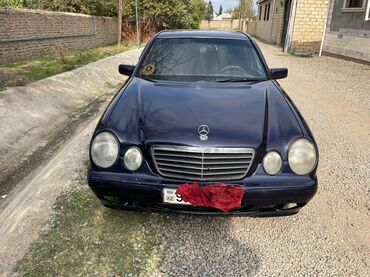 Mercedes-Benz: Mercedes-Benz 220: 2.2 l | 1997 il Sedan — 8