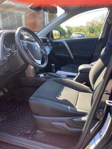 Toyota: Toyota RAV4: 2.5 l. | 2018 έ. SUV/4x4 — 7
