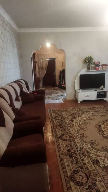 musviqabad qesebesinde satilan evler 2022: Müşfiqabad 3 otaqlı, 110 kv. m, Yeni təmirli